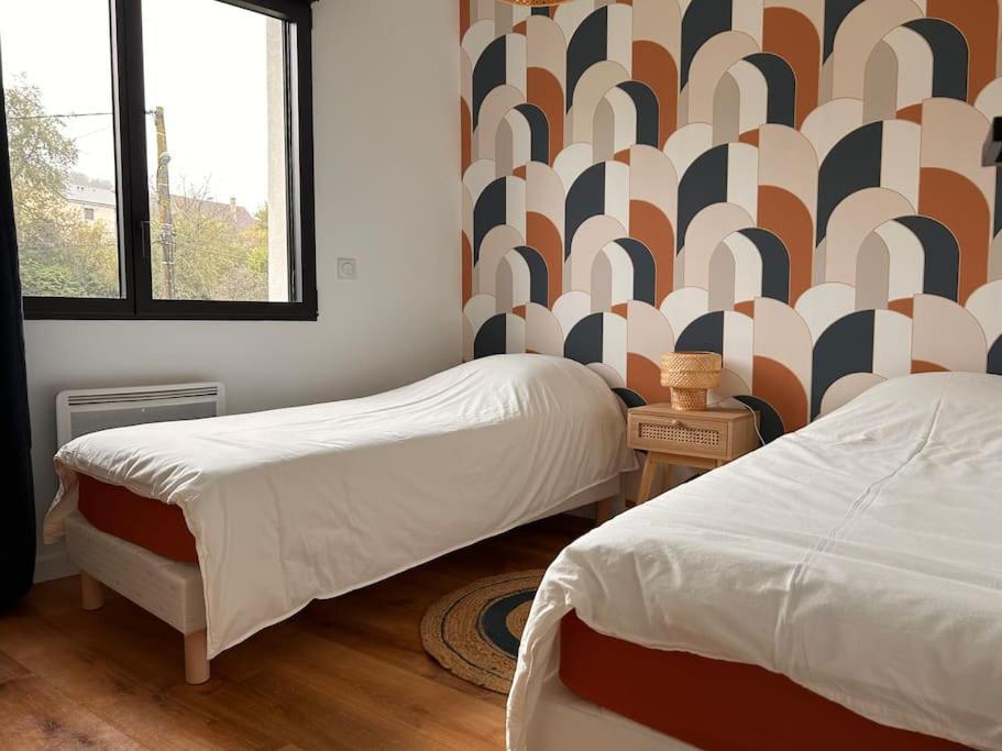 Home 724 Saint-Leger-du-Bourg-Denis Eksteriør billede